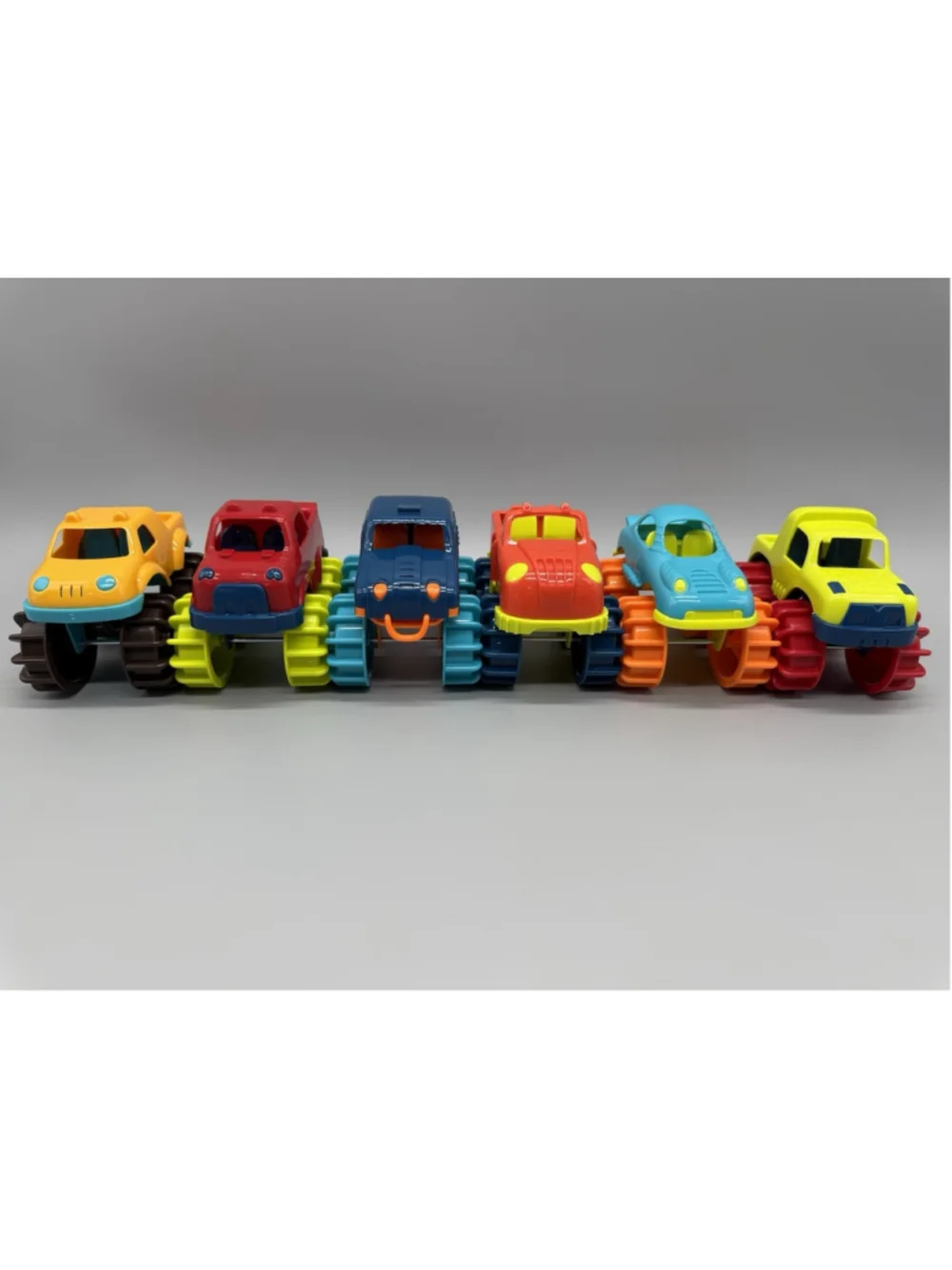 B. toys by Battat 4